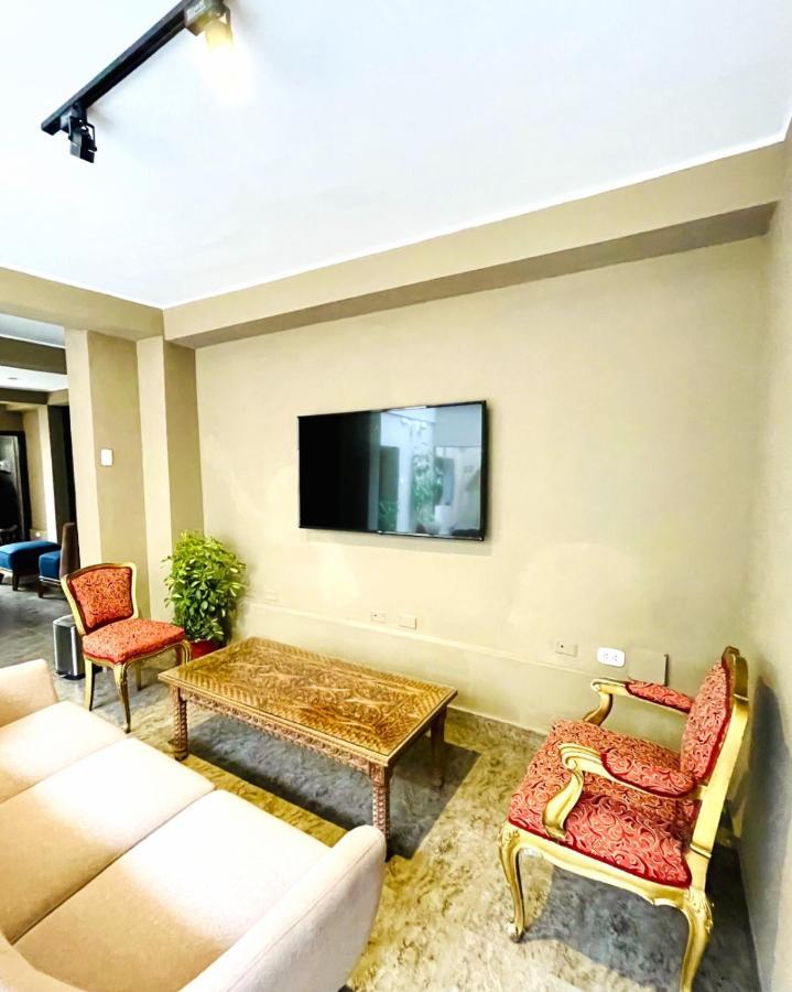 Apartamentos Montes Cuzco Buitenkant foto